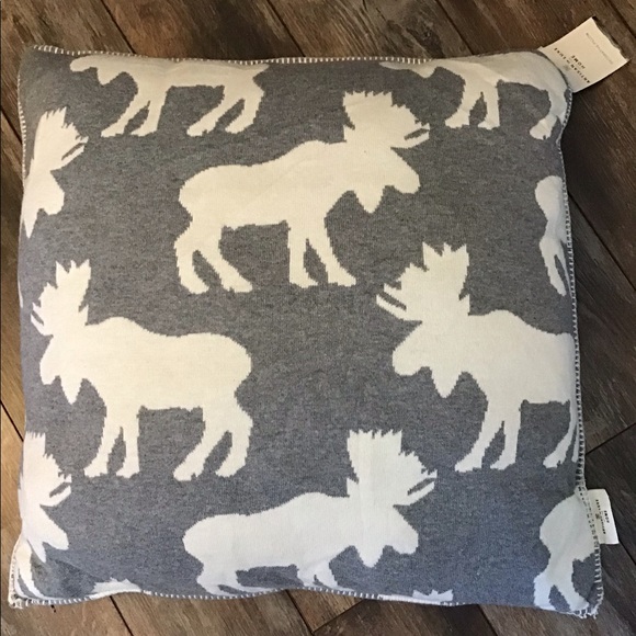 Artisan De Luxe 🆕 with tags Moose pillow - Picture 8 of 9